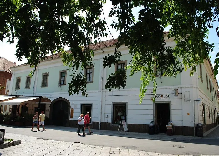 Dobó Téri Apartman